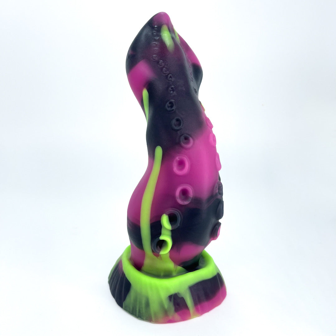 Colossus 'Cauldron Bubble' small soft (OO30) GITD