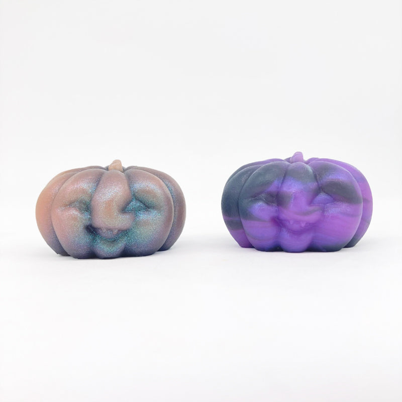 Lumpkin Halloween Purple squishy stimtoy #5