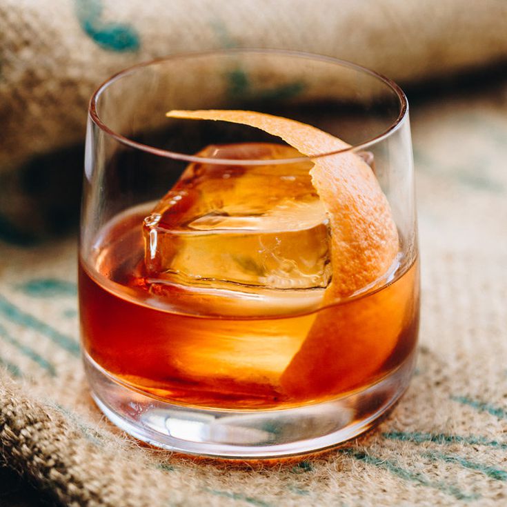 Woodsman 'World Cocktail Day' Old Fashioned small medium (OO50)